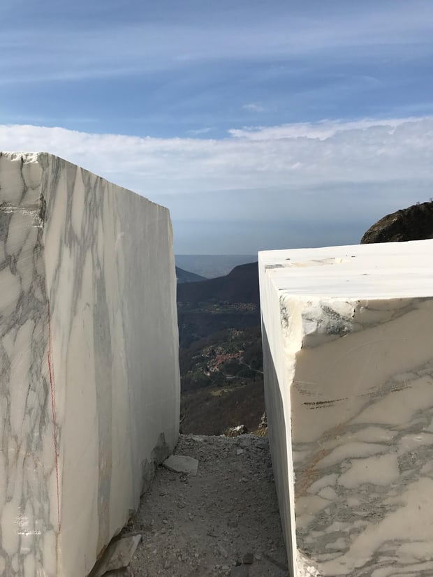13 Carrara Marmor Steinbruch.jpg